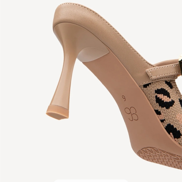 GraceLithe Pointed Toe Heeled Mule - Picture 6 of 7